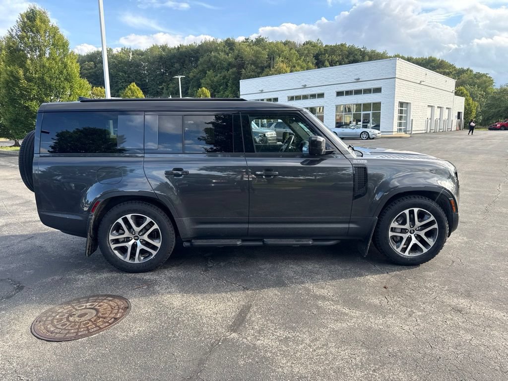 Used 2025 Land Rover Defender 130 S AWD/4WD image 7