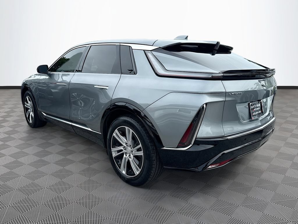 Used 2024 Cadillac Lyriq Tech RWD image 5