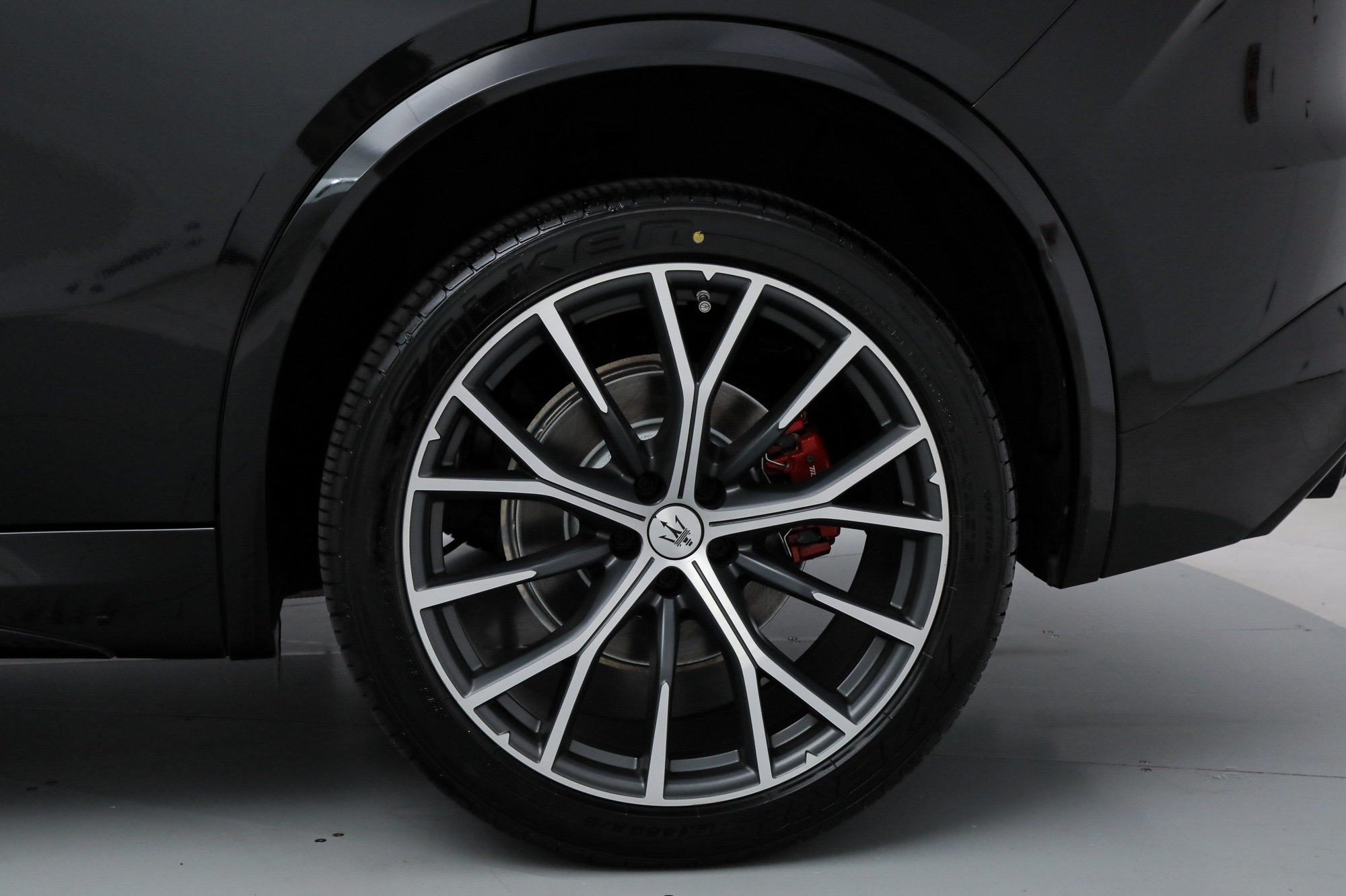 Certified 2023 Maserati Grecale Modena AWD/4WD image 20