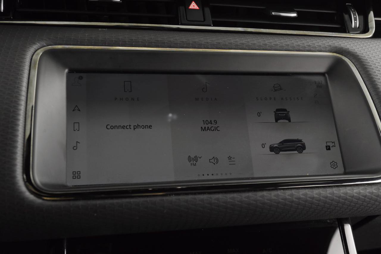 Used 2022 Land Rover Range Rover Evoque R-Dynamic S image 17