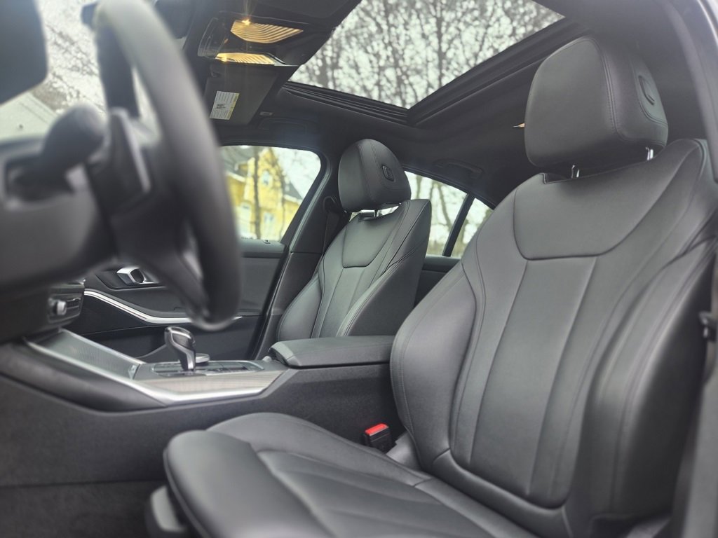 Used 2020 BMW M340i xDrive w/ Driving Assistance Package image 19