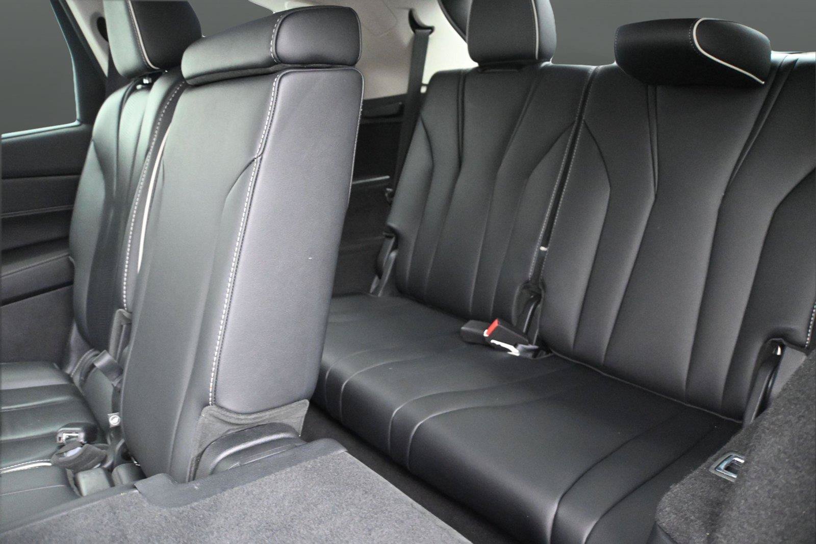 Used 2023 Acura MDX SH-AWD w/ Advance Package image 12