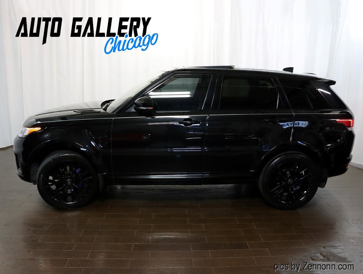 Used 2017 Land Rover Range Rover Sport SVR AWD/4WD image 10