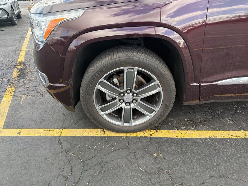 Used 2017 GMC Acadia Denali w/ Technology Package image 2