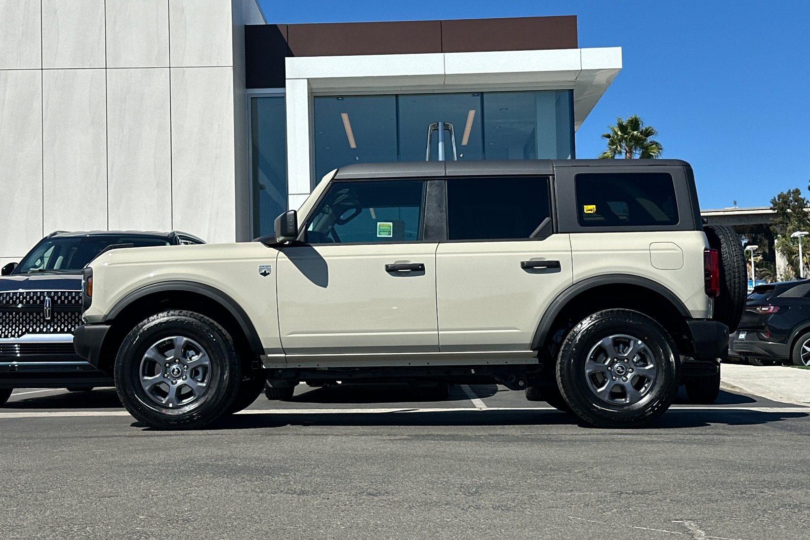 New 2026 Ford Bronco Big Bend AWD/4WD image 6