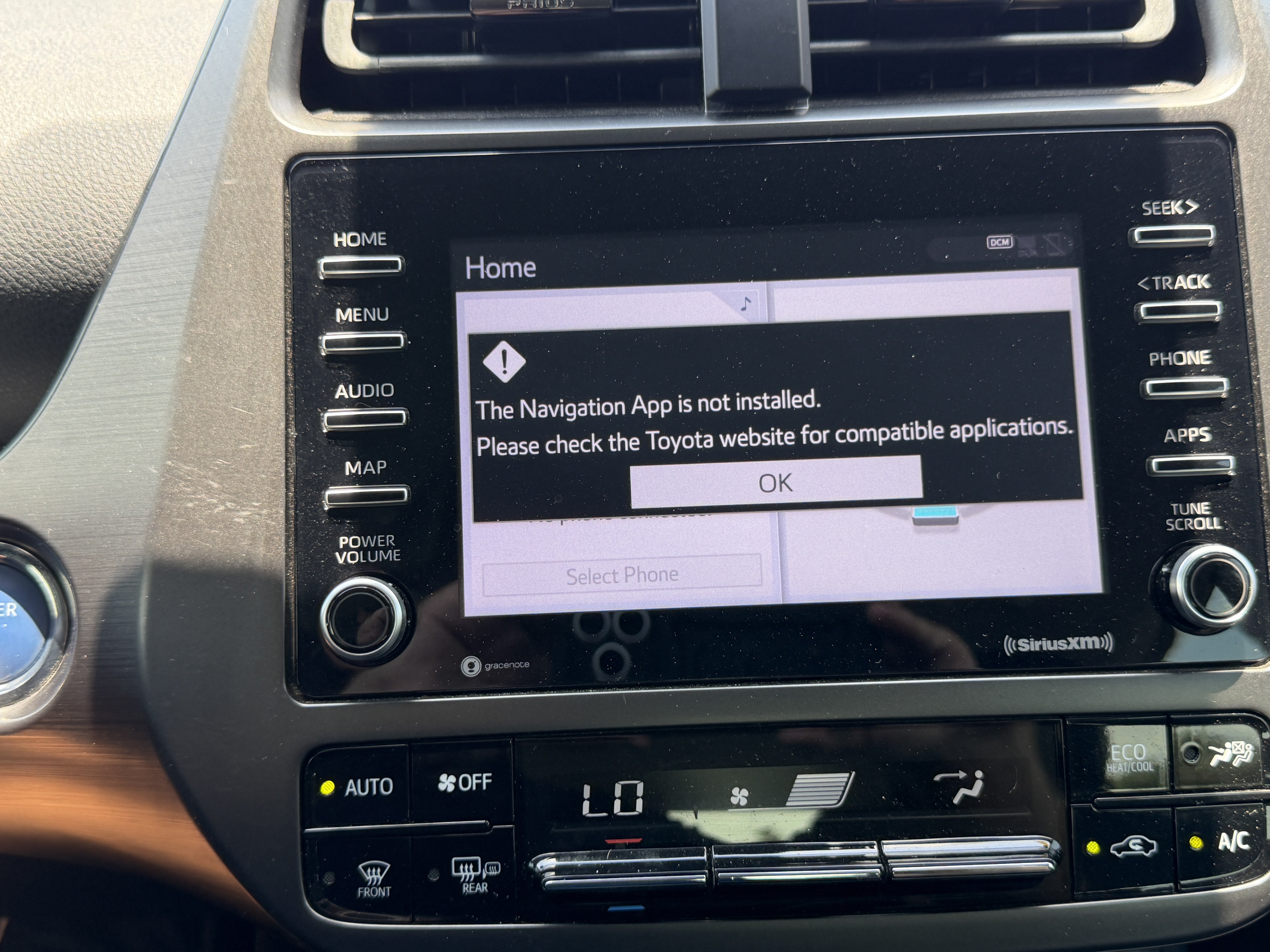 Used 2021 Toyota Prius FWD image 25