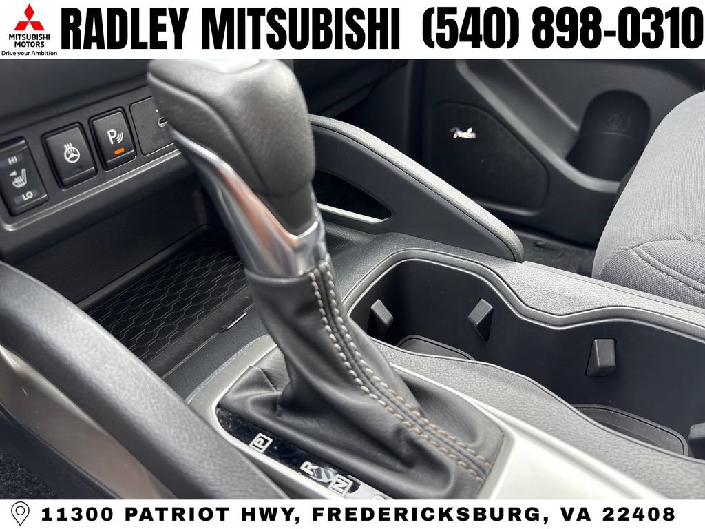 Used 2023 Nissan Frontier SV w/ SV Convenience Package AWD/4WD image 11