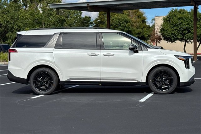 New 2026 Kia Carnival SX Prestige image 3