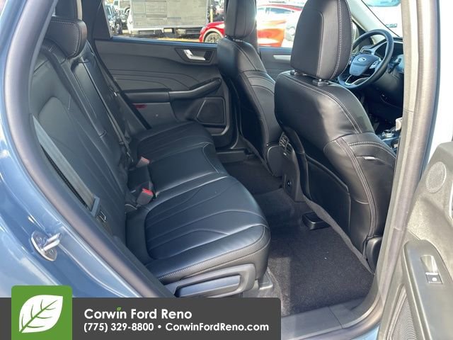 New 2025 Ford Escape SE w/ PHEV Premium Package image 31