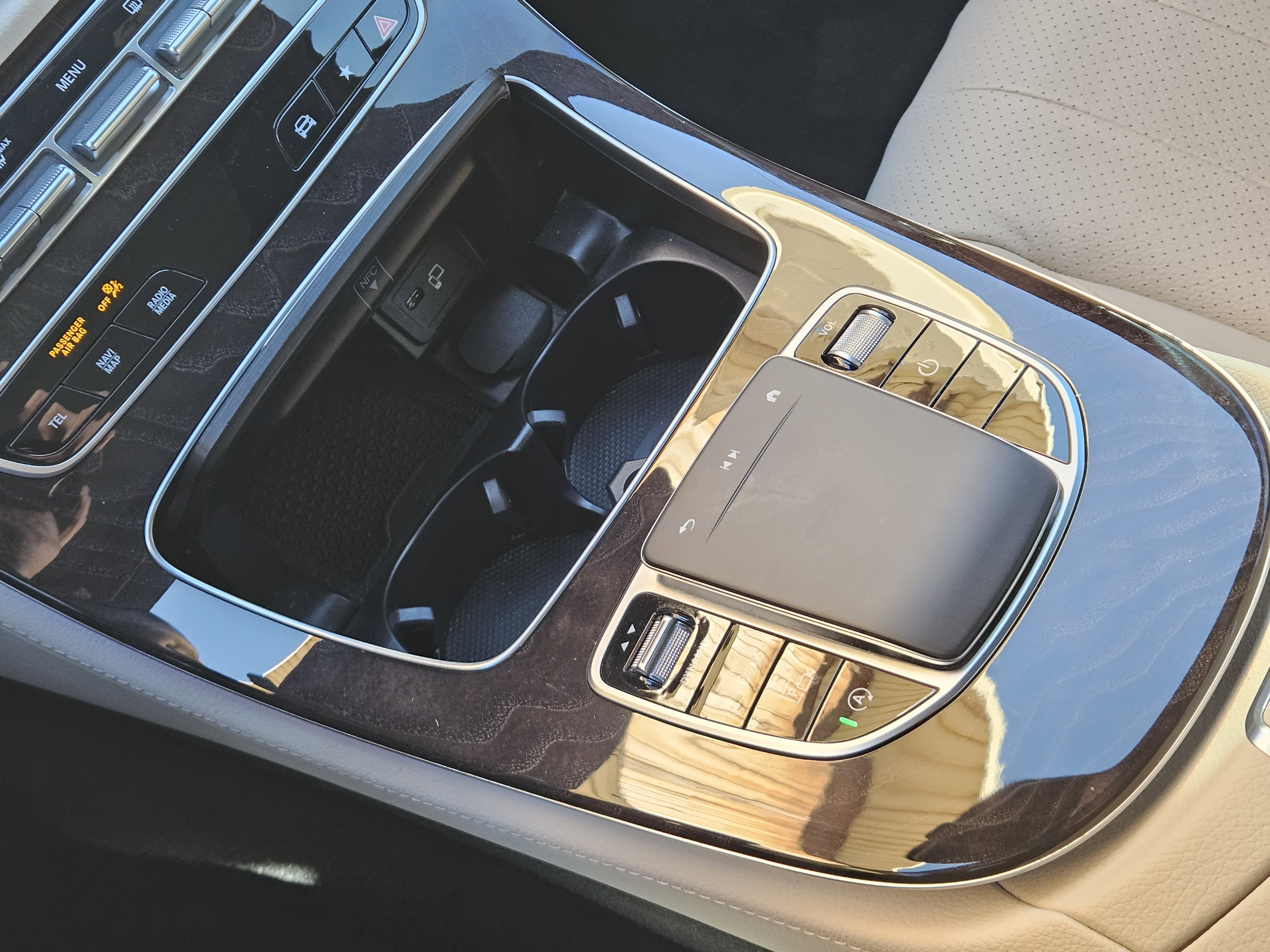 Certified 2023 Mercedes-Benz E 350 4MATIC Sedan image 21