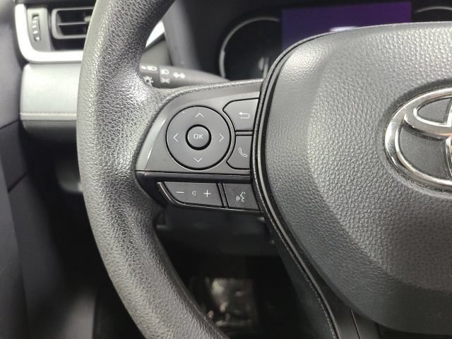 Used 2024 Toyota RAV4 XLE AWD/4WD image 26