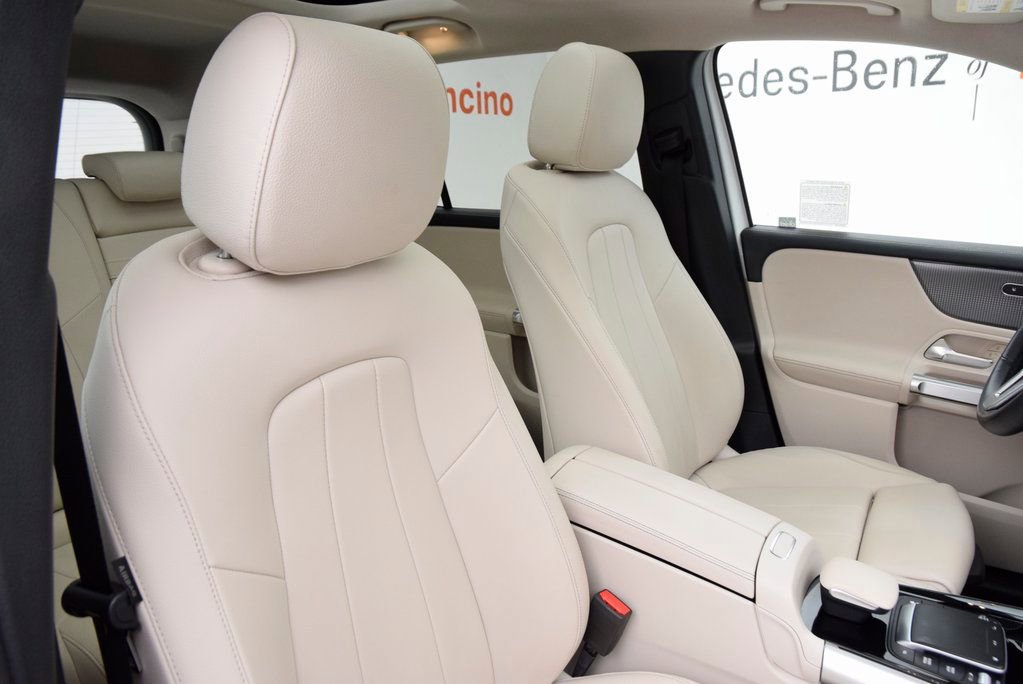 Certified 2022 Mercedes-Benz GLB 250 image 16