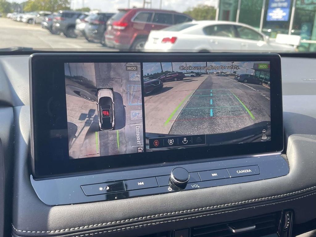 Used 2024 Nissan Rogue SL w/ SL Premium Package image 28