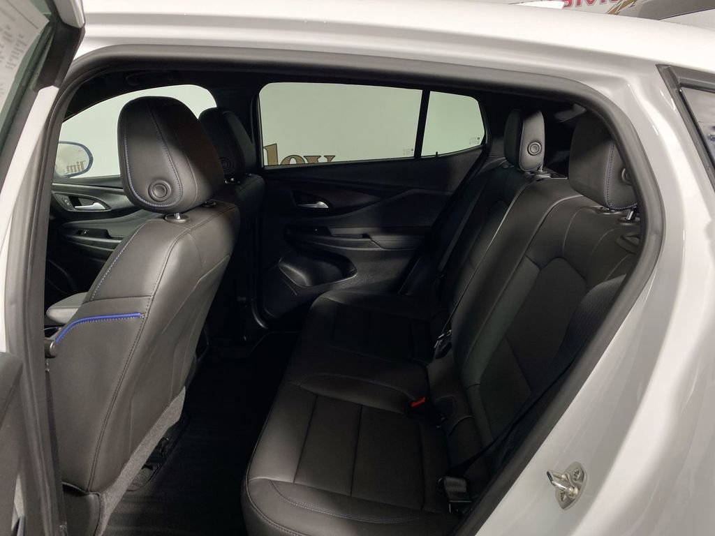 Certified 2024 Buick Envista Sport Touring w/ Convenience I Package image 21