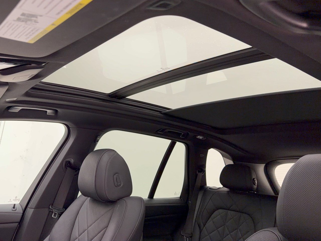 Used 2024 BMW X5 xDrive40i w/ Parking Assistance Package AWD/4WD image 27