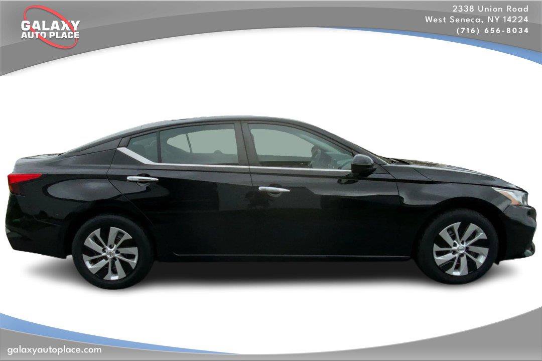 Used 2021 Nissan Altima 2.5 S FWD image 4