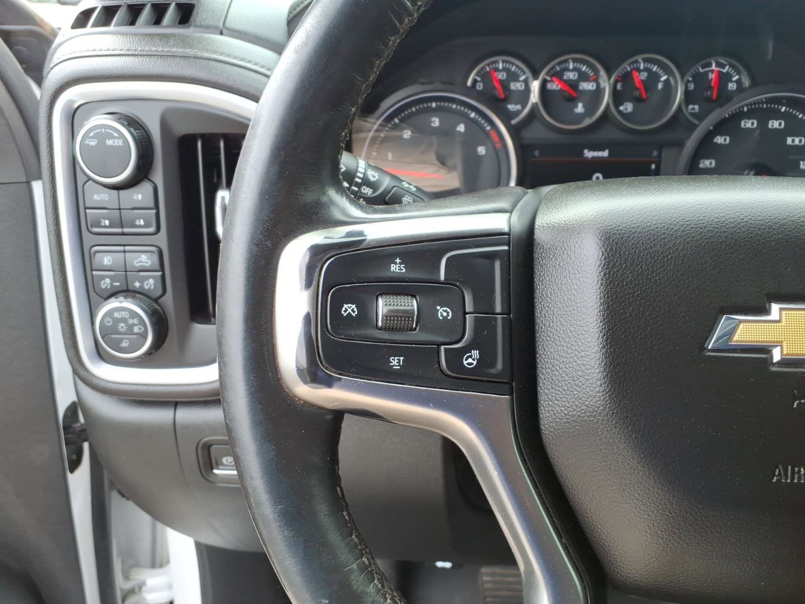 Used 2020 Chevrolet Silverado 3500 LTZ w/ LTZ Convenience Package image 11