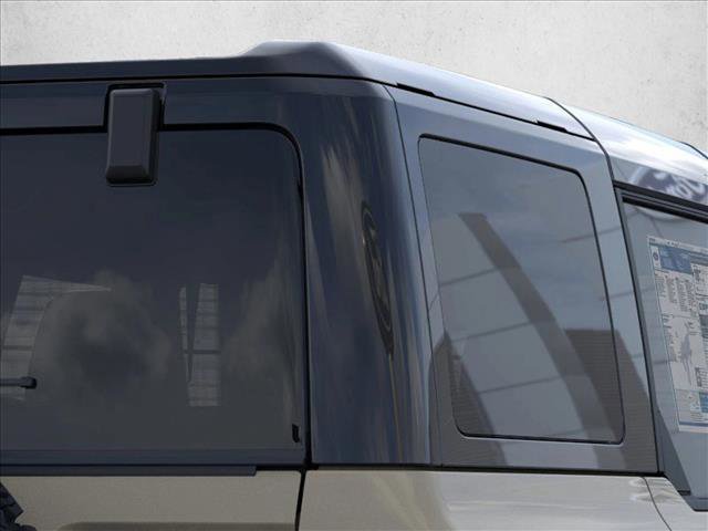 New 2025 Ford Bronco Badlands image 25