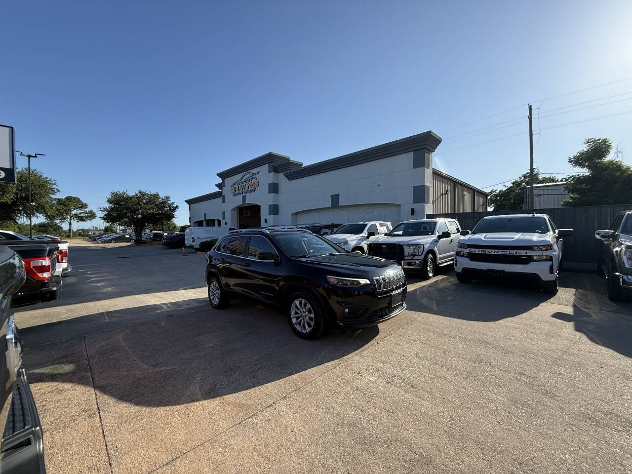 Used 2019 Jeep Cherokee Latitude w/ Popular Appearance Group FWD image 42