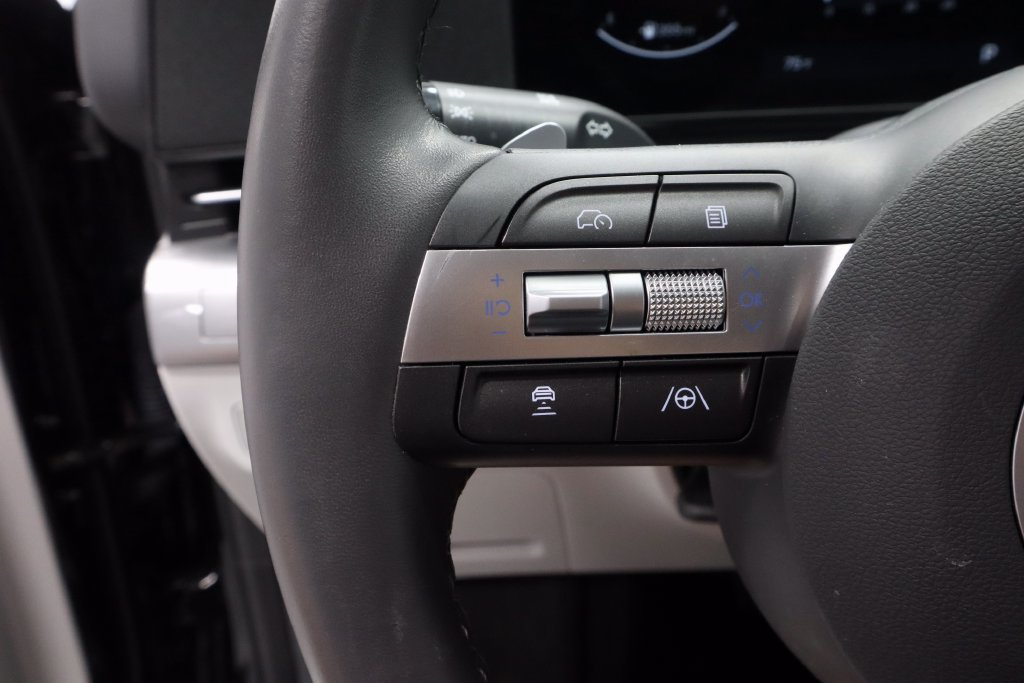 Certified 2026 Hyundai Kona SEL Premium AWD/4WD image 26