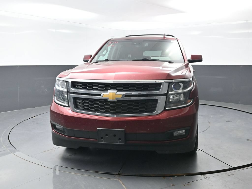 Used 2016 Chevrolet Suburban LT w/ Luxury Package AWD/4WD image 4