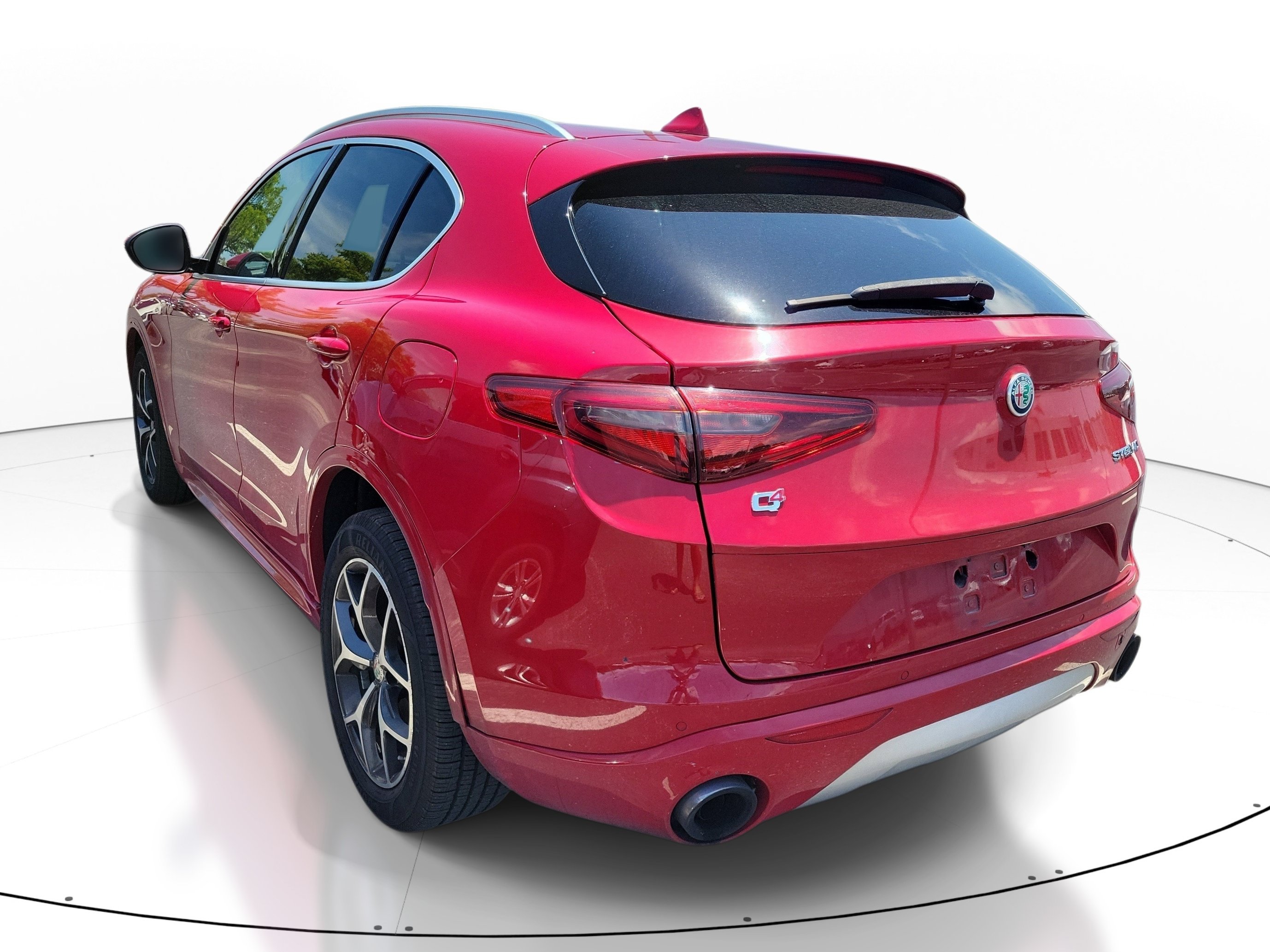 Used 2020 Alfa Romeo Stelvio Ti AWD/4WD image 4