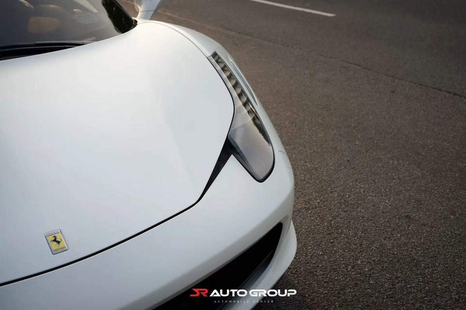 Used 2015 Ferrari 458 Italia Coupe RWD image 4