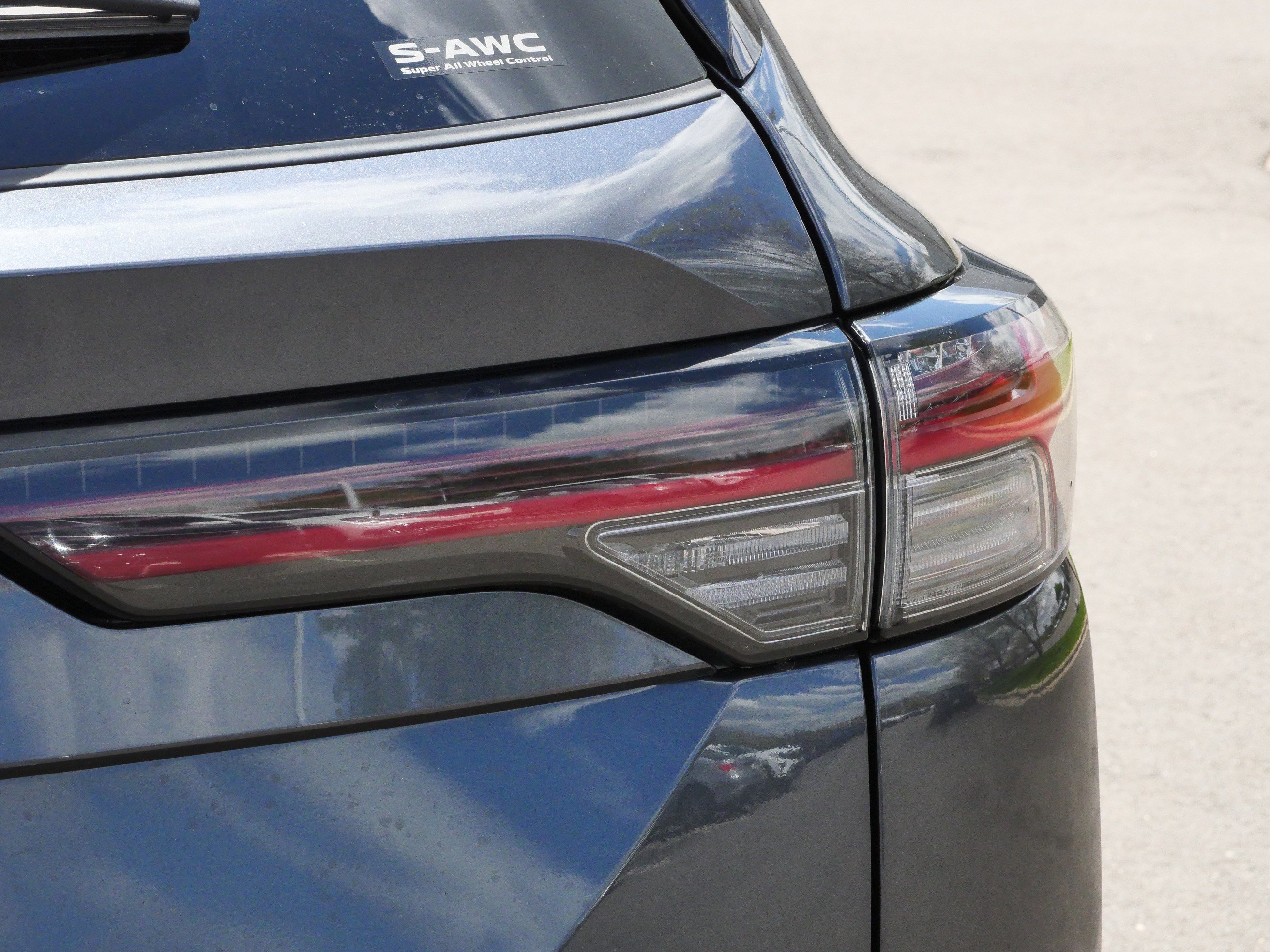 Used 2025 Mitsubishi Outlander SE AWD/4WD image 17