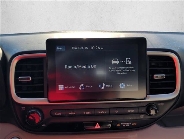 Used 2025 Hyundai Venue SEL FWD image 14