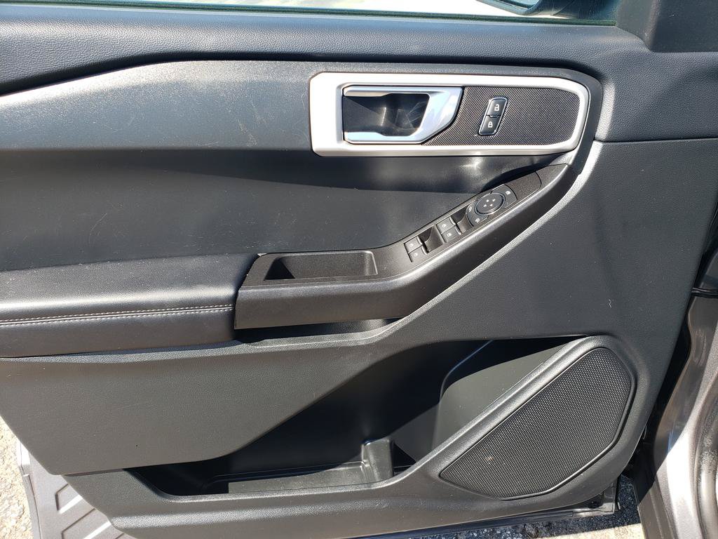 Used 2022 Ford Explorer 4WD image 11
