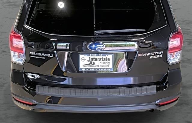 Used 2017 Subaru Forester 2.5i Premium AWD/4WD image 12