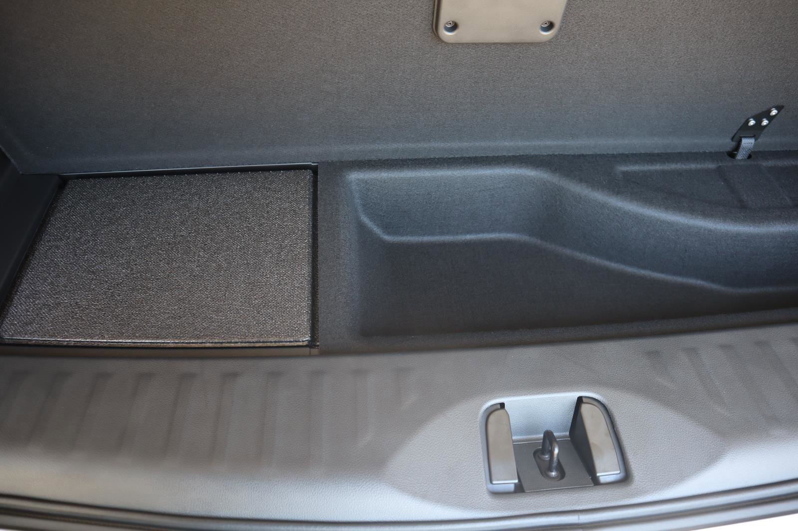 New 2026 Nissan Armada SV image 40