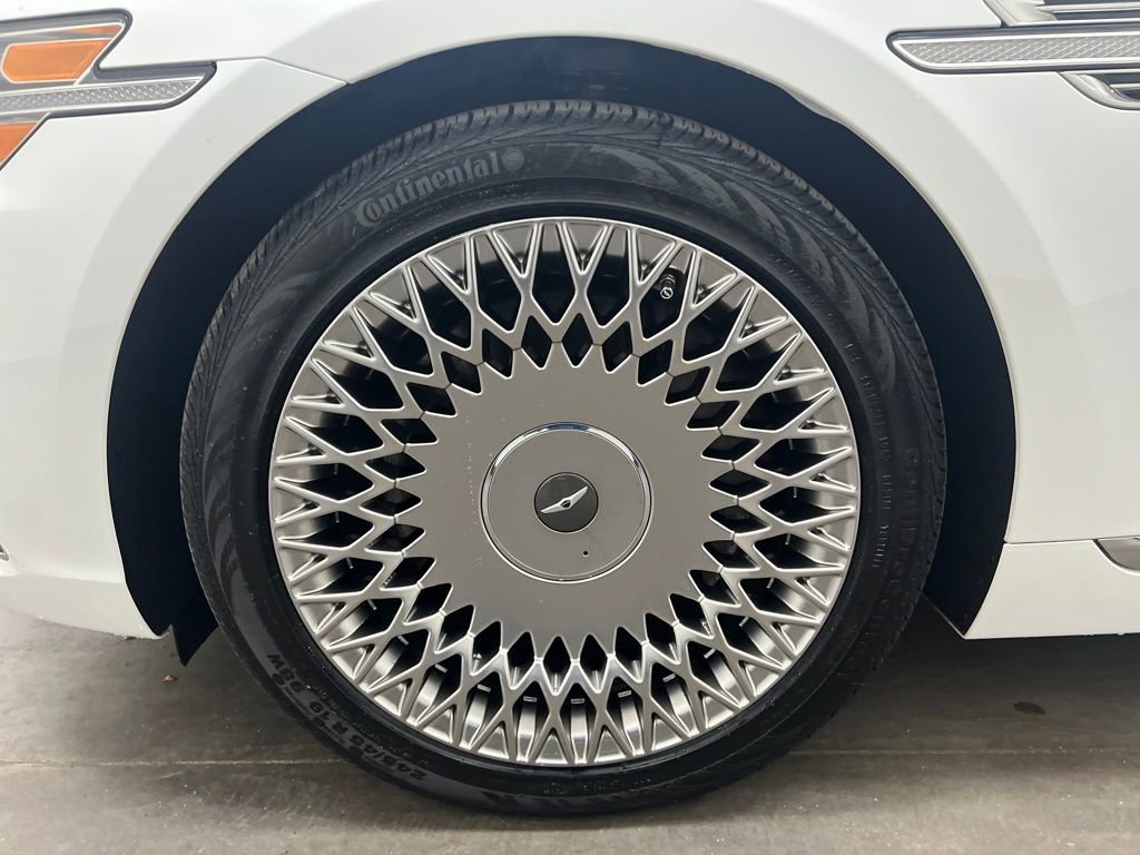 Used 2020 Genesis G90 5.0 Ultimate image 31