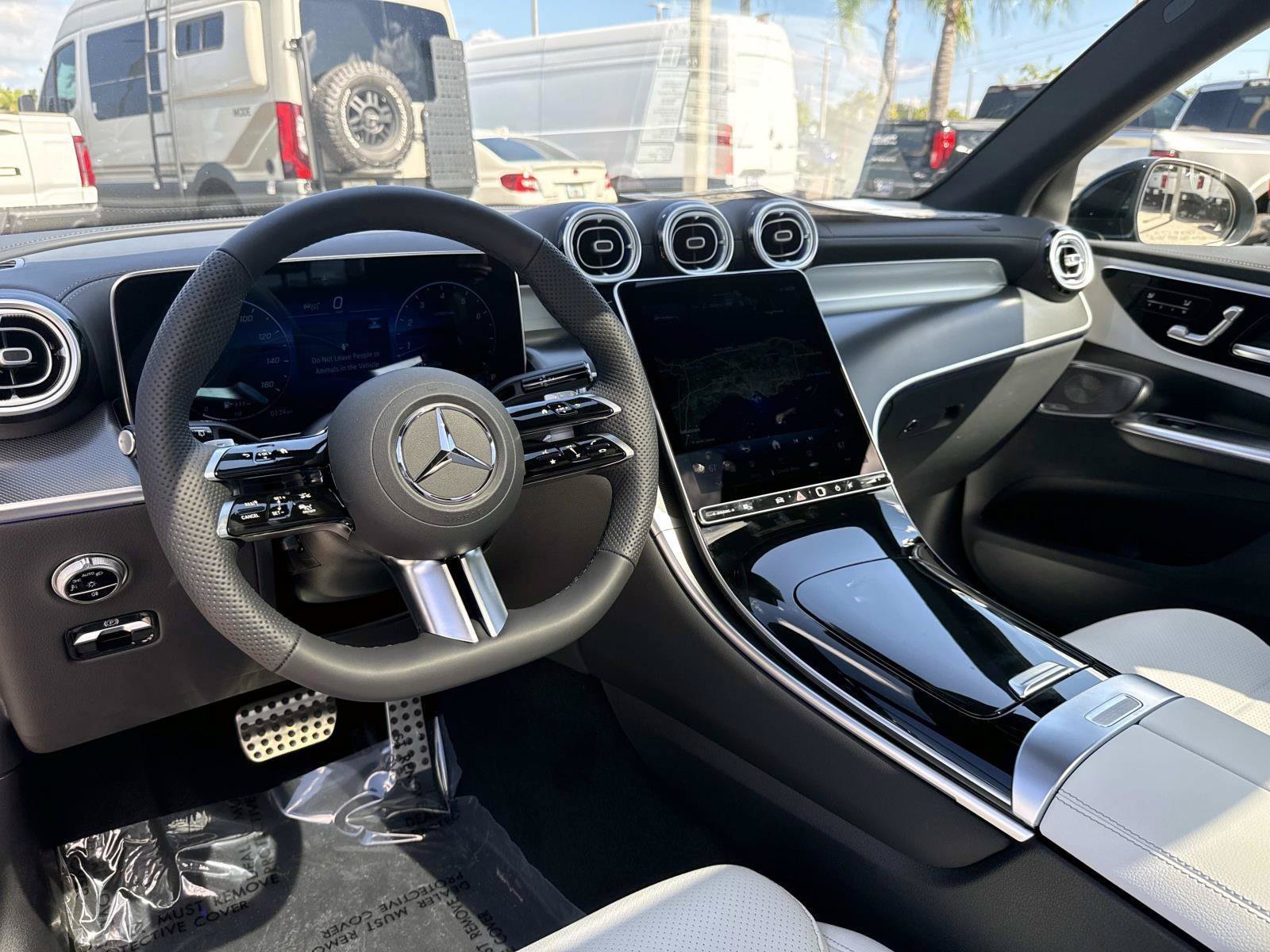 New 2027 Mercedes-Benz GLC 300 image 16