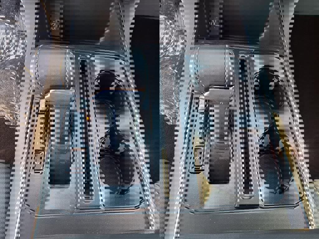 New 2025 Ford F150 Lightning Flash image 21