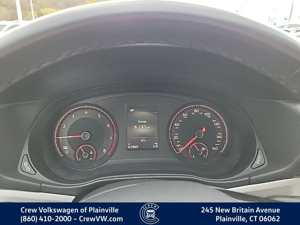Certified 2022 Volkswagen Passat 2.0T SE FWD image 4
