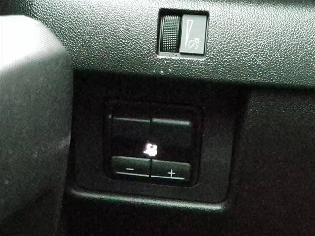 Certified 2023 Chevrolet Colorado LT w/ LT Convenience Package II RWD image 17