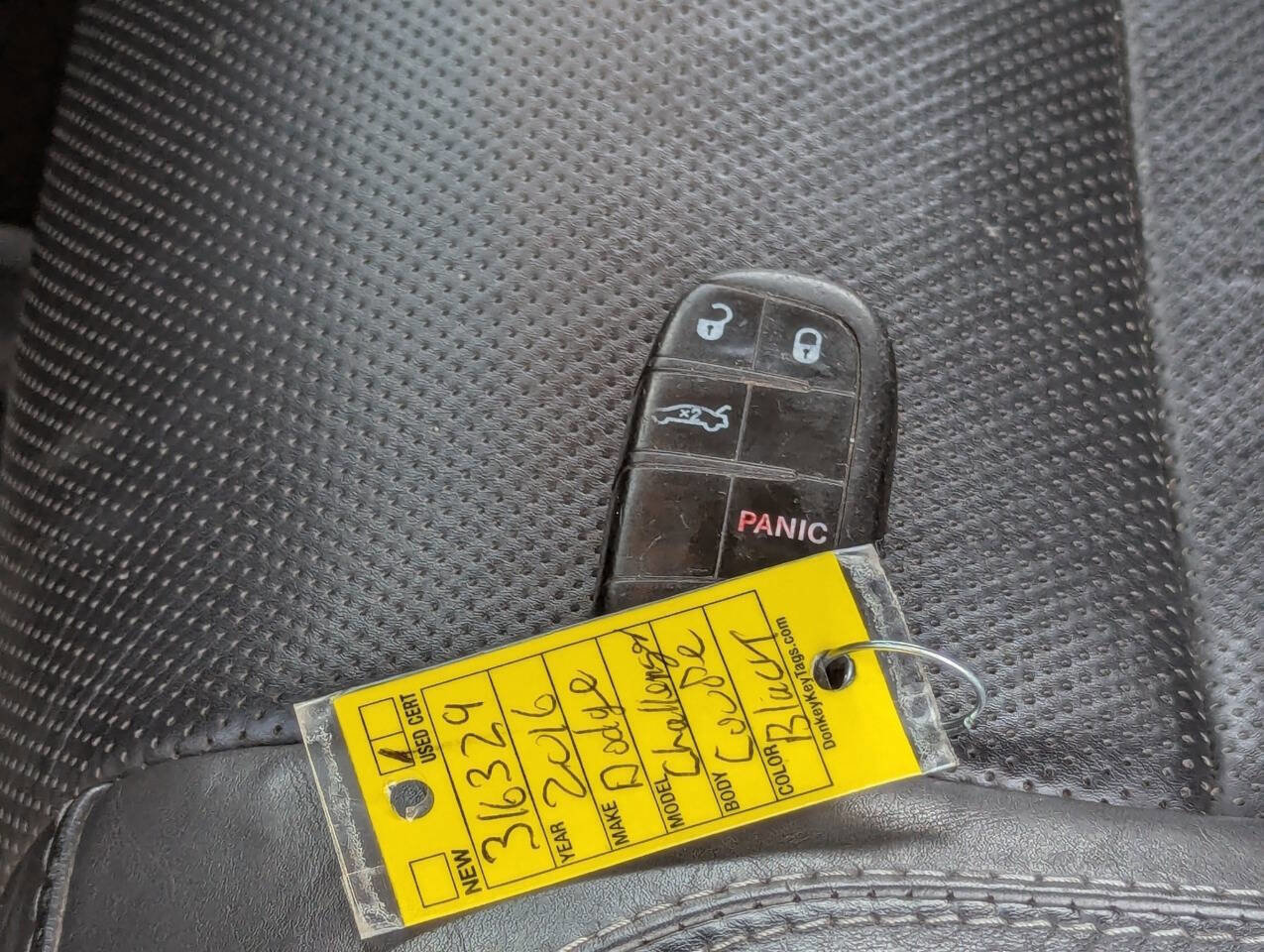 Used 2016 Dodge Challenger SXT Plus image 33