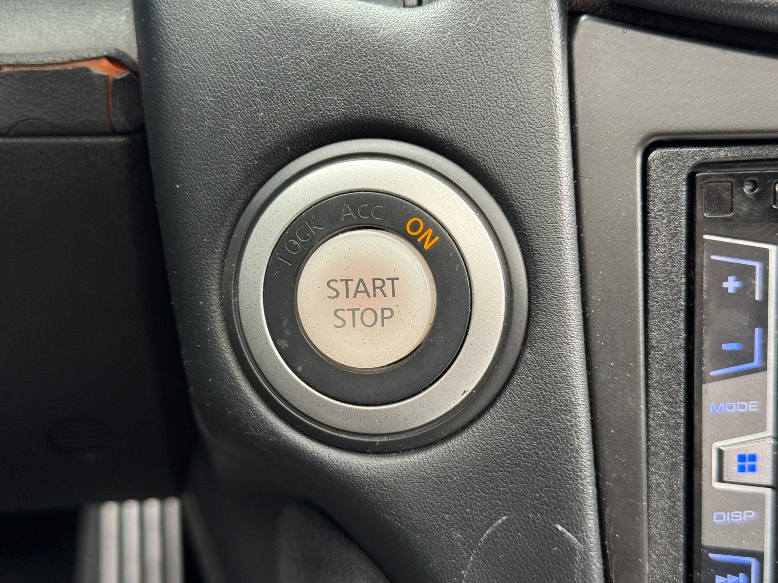 Used 2010 Nissan 370Z Touring RWD image 20