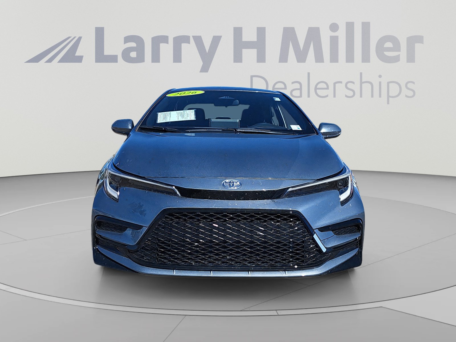 Used 2026 Toyota Corolla SE w/ SE Premium Package AWD/4WD image 4