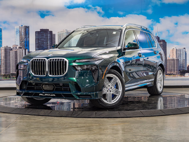 New 2026 BMW ALPINA XB7 AWD/4WD image 2