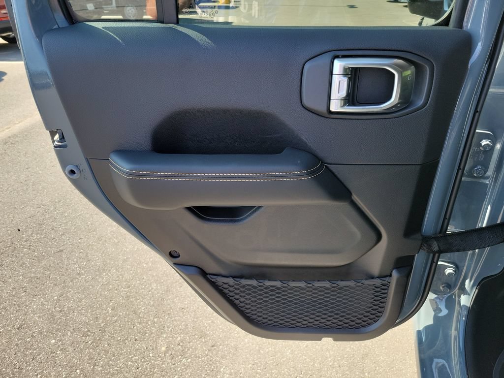New 2026 Jeep Gladiator Sport AWD/4WD image 28