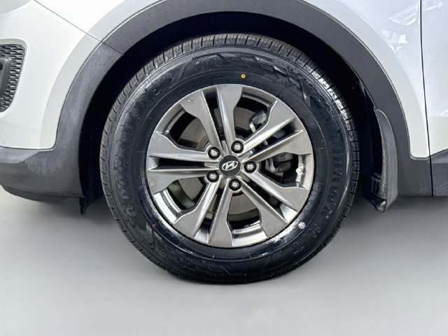 Used 2016 Hyundai Santa Fe Sport FWD image 37