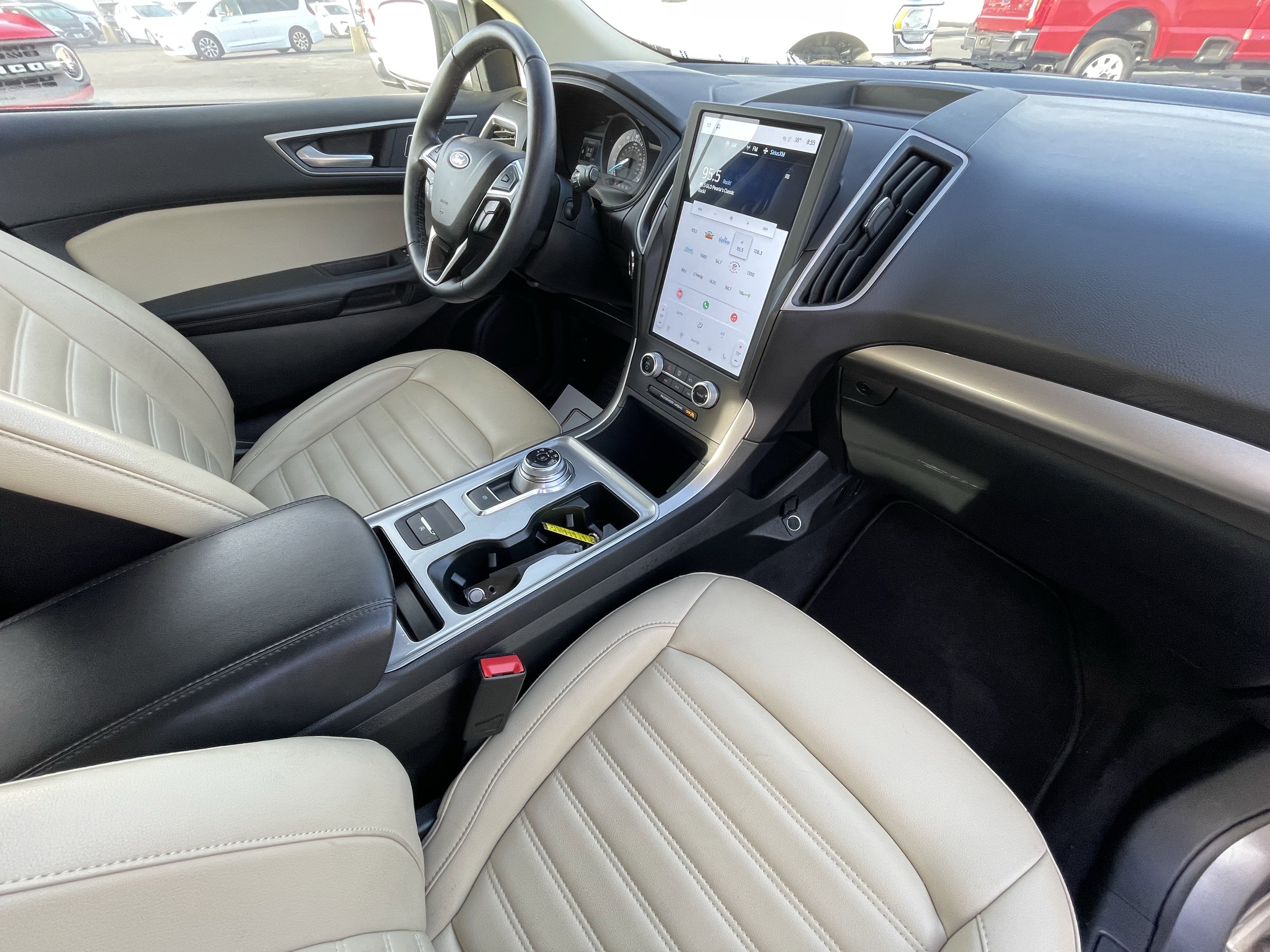 Used 2024 Ford Edge SEL w/ Convenience Package image 41