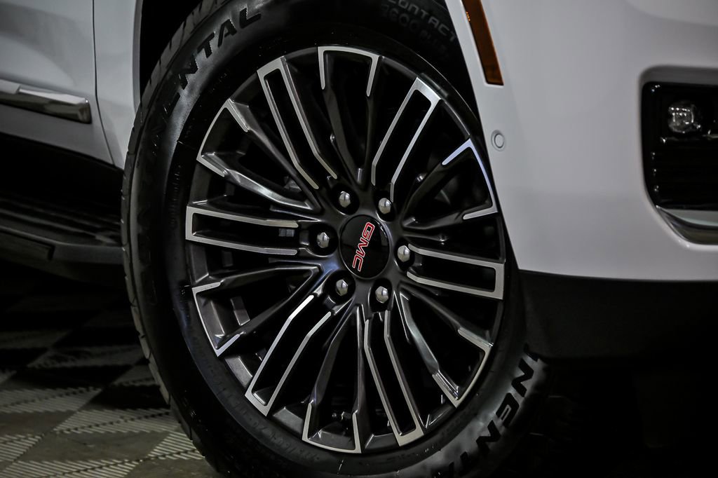 New 2026 GMC Yukon Elevation image 3