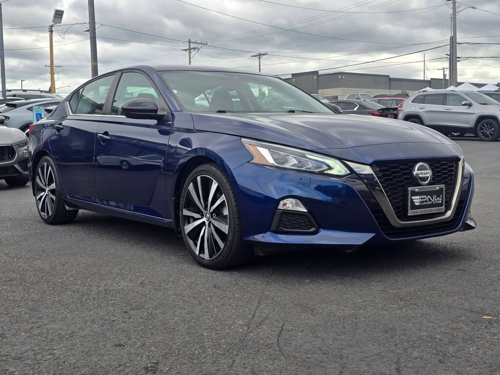 Used 2020 Nissan Altima 2.5 SR FWD image 4