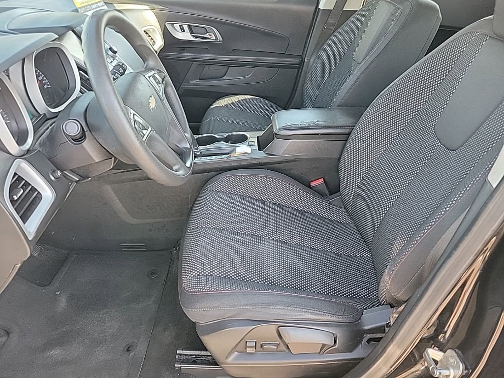 Used 2017 Chevrolet Equinox LS image 10