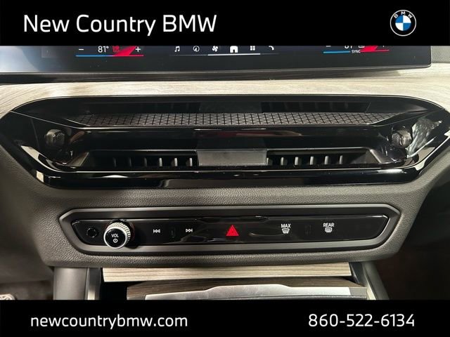 New 2026 BMW 330i xDrive Sedan w/ Convenience Package AWD/4WD image 23
