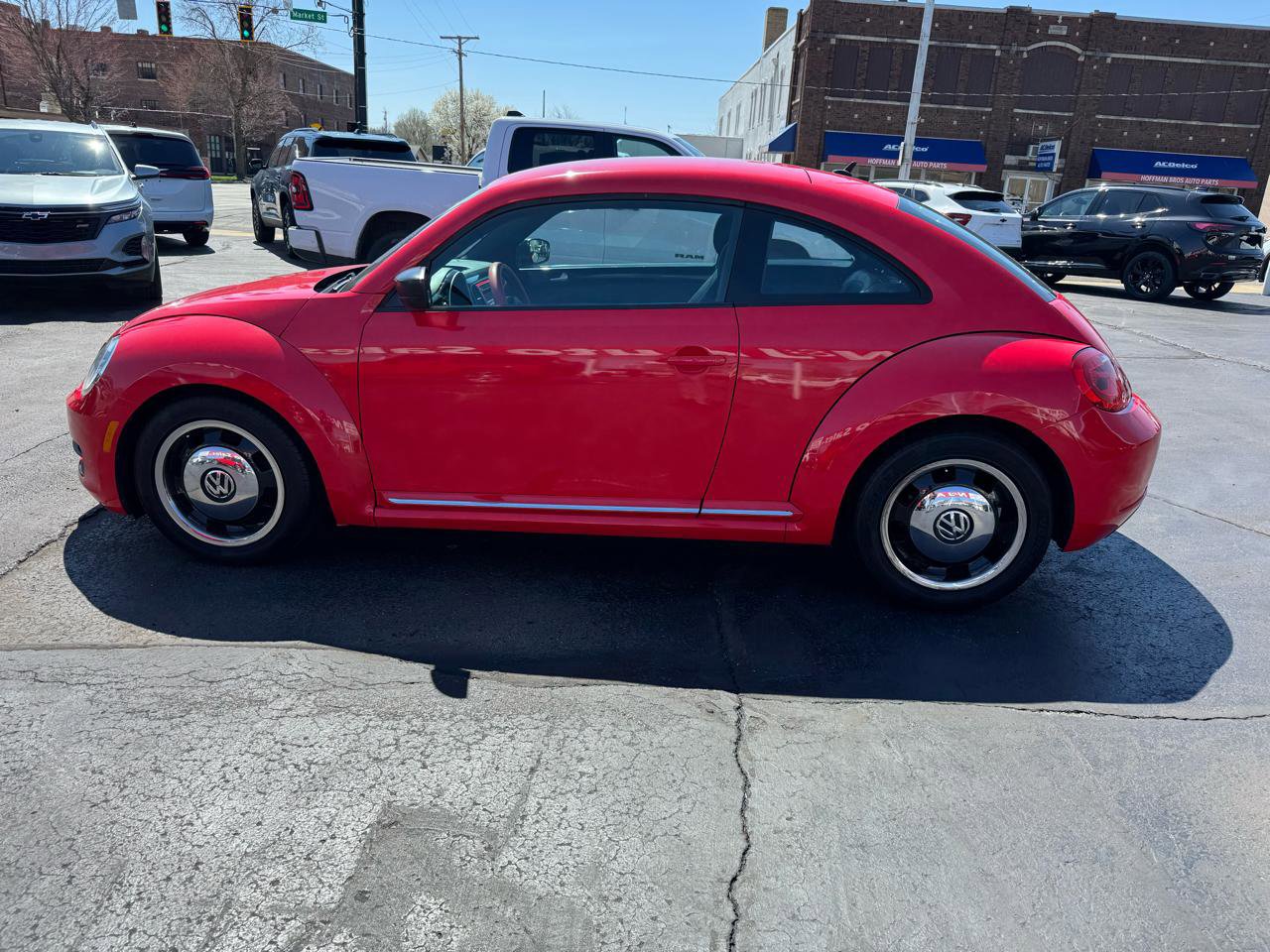 Used 2012 Volkswagen Beetle 2.5 image 8