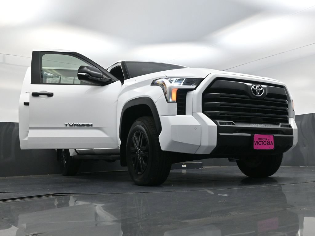 Used 2025 Toyota Tundra SR5 w/ SR5 Convenience Package image 28
